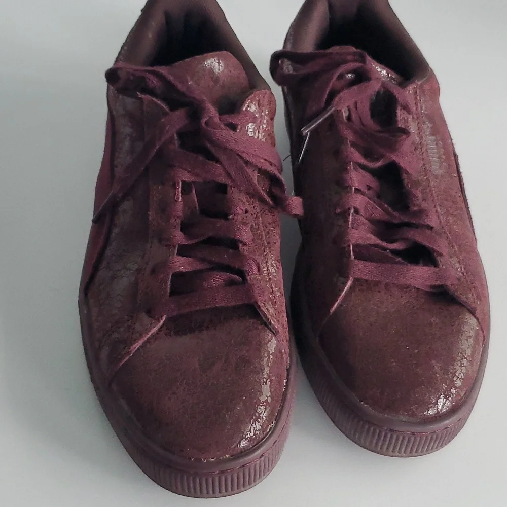🌴 Puma Deep Burgundy Suade Athletic Shoes Size 9.5